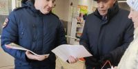 Сотрудники полиции продолжают информировать население района о мошенничестве - Варненский район