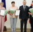 Социальный работник из Варненского района отмечена региональной наградой - Советское село