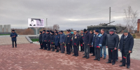 Полицейские почтили память сотрудников органов внутренних дел, погибших при выполнении служебных обязанностей - Варненский район