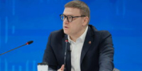 Прямая линия губернатора Текслера: вопросы о зарплатах, ЖКХ и новогодних городках без снега - Советское село